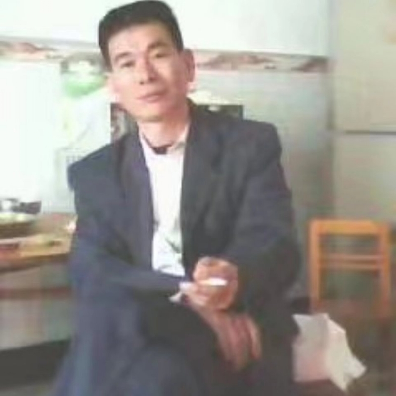 阳光照耀的第一张照片--太原相亲服务中心