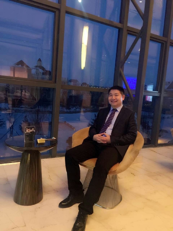 四只老虎的第一张照片--太原相亲服务中心