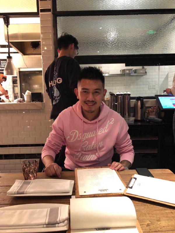 雪云飘的第一张照片--太原相亲服务中心