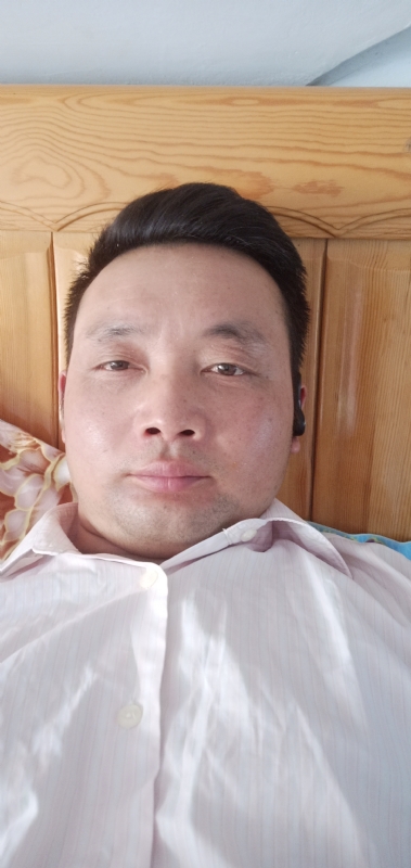 转角的第一张照片--太原相亲服务中心