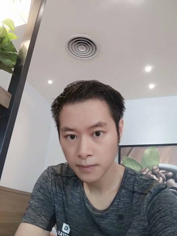 期待缘分的第二张照片--太原相亲服务中心