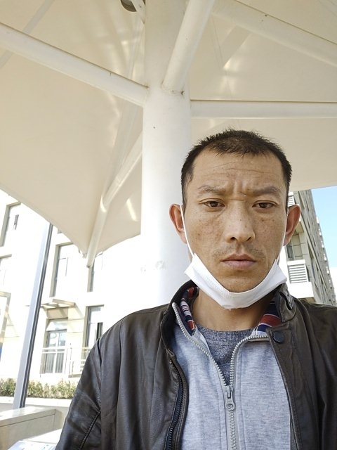 孤狼的第一张照片--太原相亲服务中心