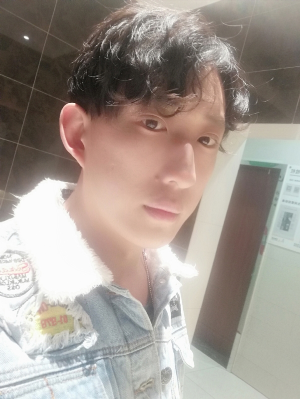 鲸落ii的第二张照片--太原相亲服务中心