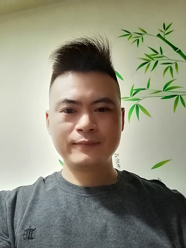 阿旭的第一张照片--太原相亲服务中心