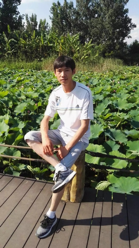 洛佐山娃的第一张照片--太原相亲服务中心