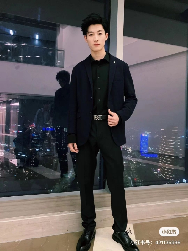 请来爱我的第二张照片--太原相亲服务中心