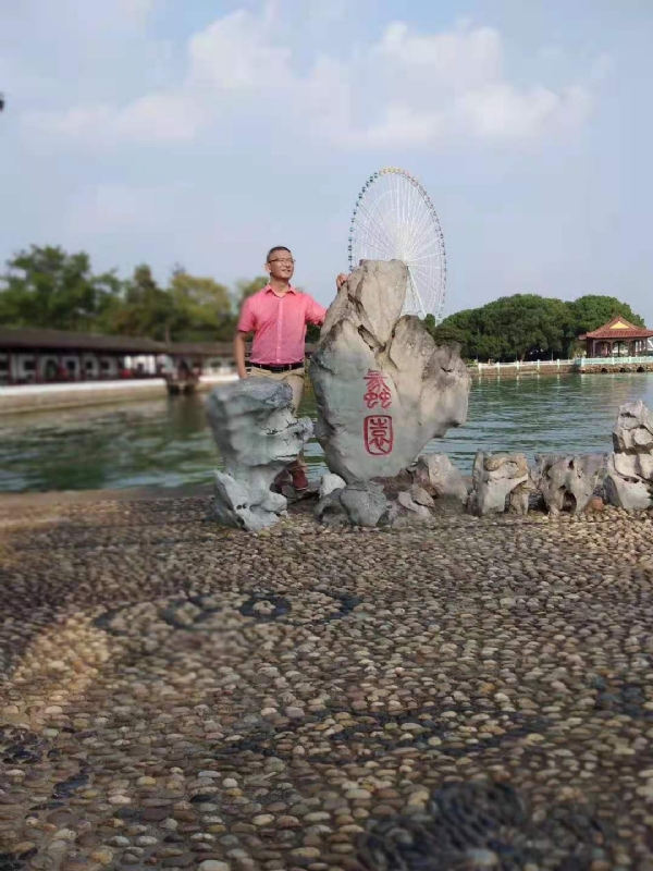 单翼天使的第一张照片--太原相亲服务中心