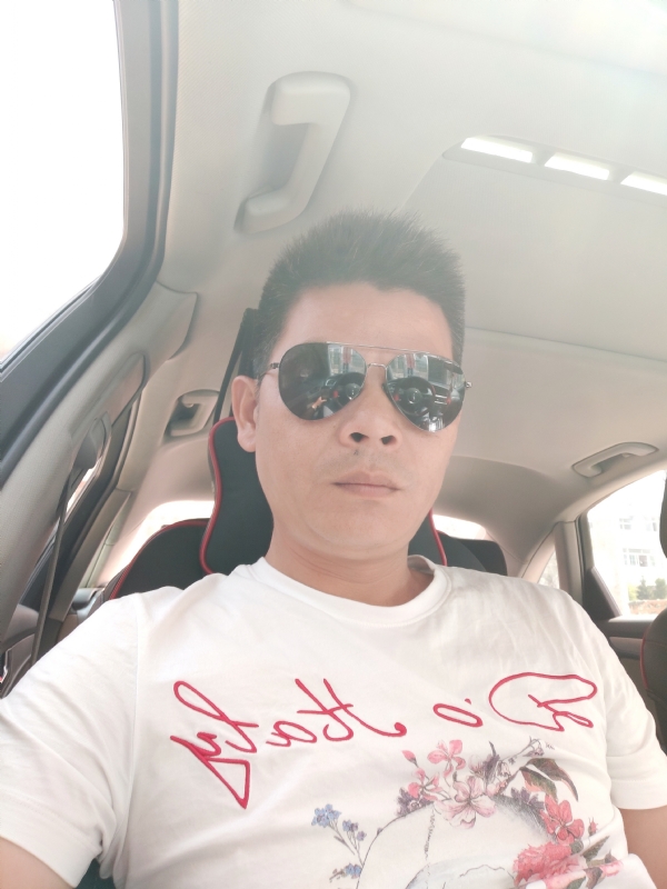 单身已久的第一张照片--太原相亲服务中心