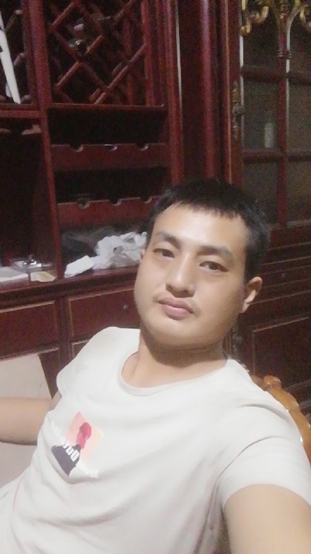 明天遇见你的第二张照片--太原相亲服务中心