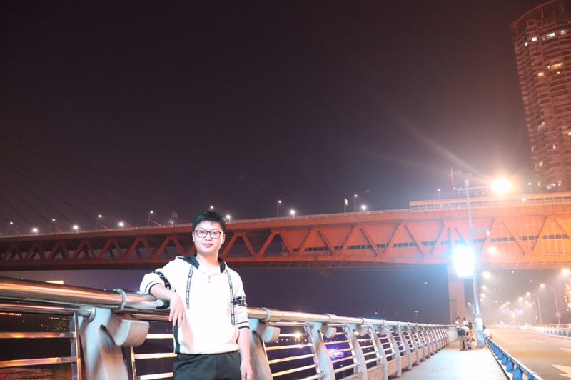 乀漓洛的第二张照片--太原相亲服务中心