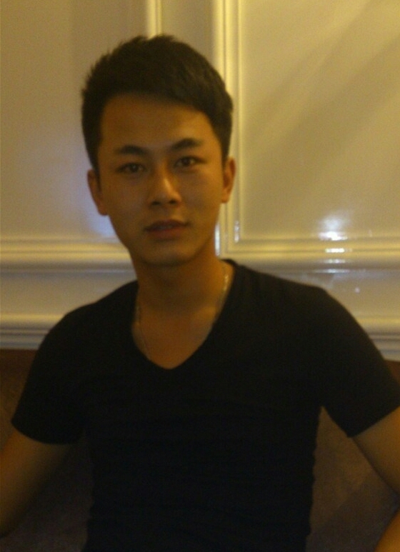 真情的流露的第一张照片--太原相亲服务中心