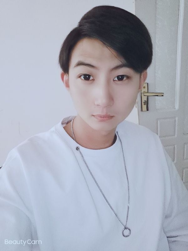 漠然的第四张照片--太原相亲服务中心