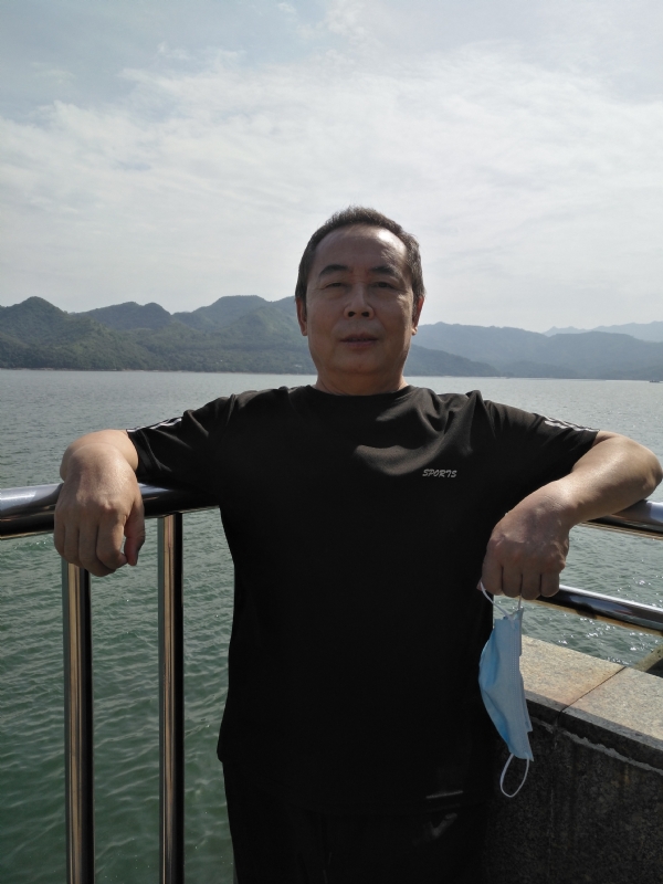 重振雄风的第四张照片--太原相亲服务中心