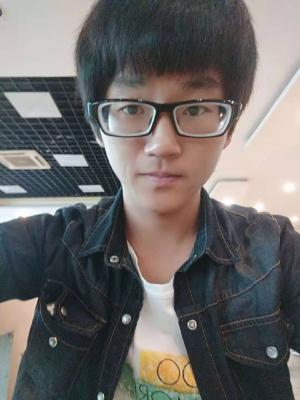 LS书生的第一张照片--太原相亲服务中心