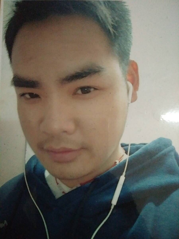 渴望爱的第一张照片--太原相亲服务中心