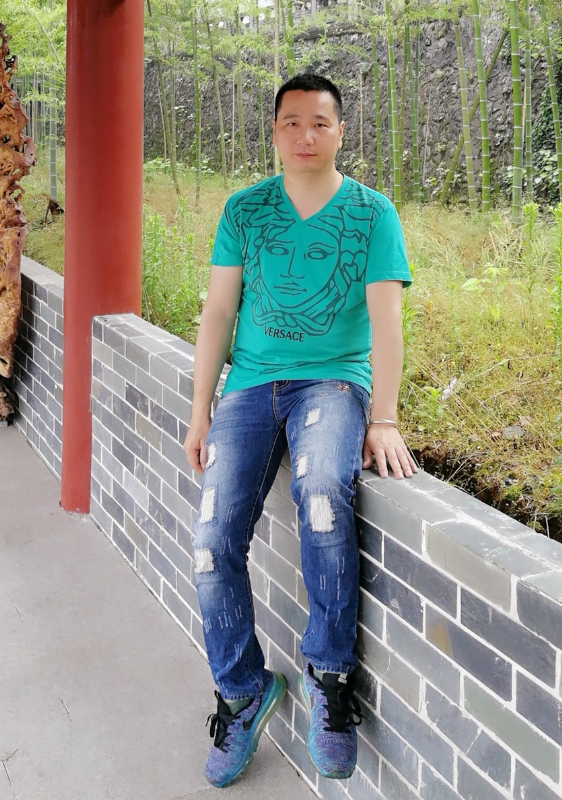 缘分不易的第一张照片--太原相亲服务中心