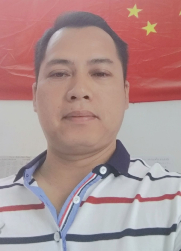 隆哥的第四张照片--太原相亲服务中心