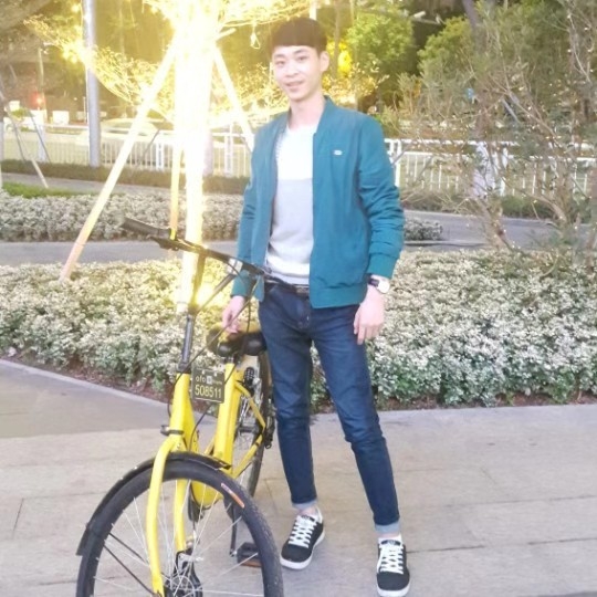 李伟的第一张照片--太原相亲服务中心