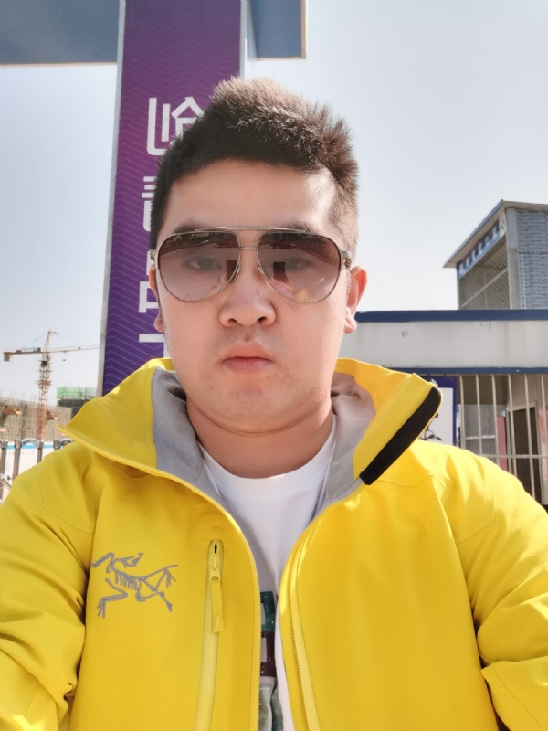 子敬的第一张照片--太原相亲服务中心