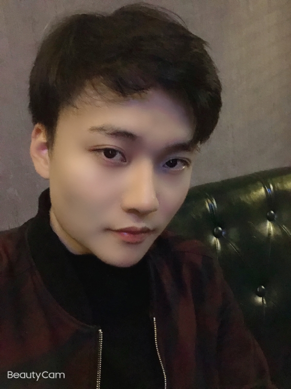 飞鸟和蝉的第一张照片--太原相亲服务中心