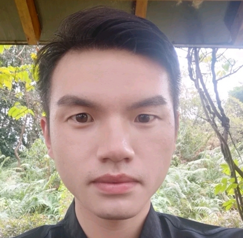 彬彬有礼的第一张照片--太原相亲服务中心