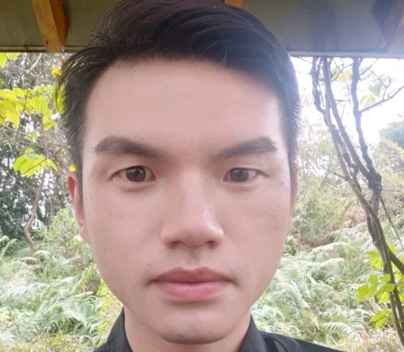 彬彬有礼的第二张照片--太原相亲服务中心