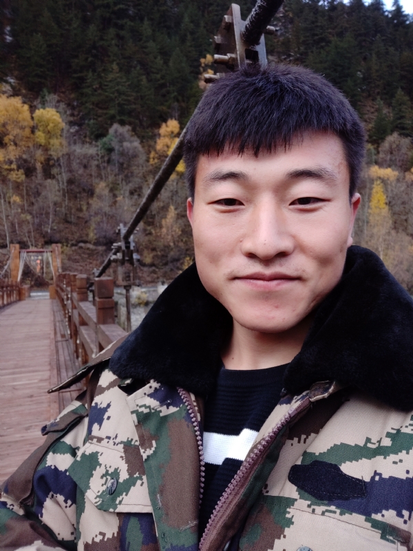 叁叁肆的第一张照片--太原相亲服务中心