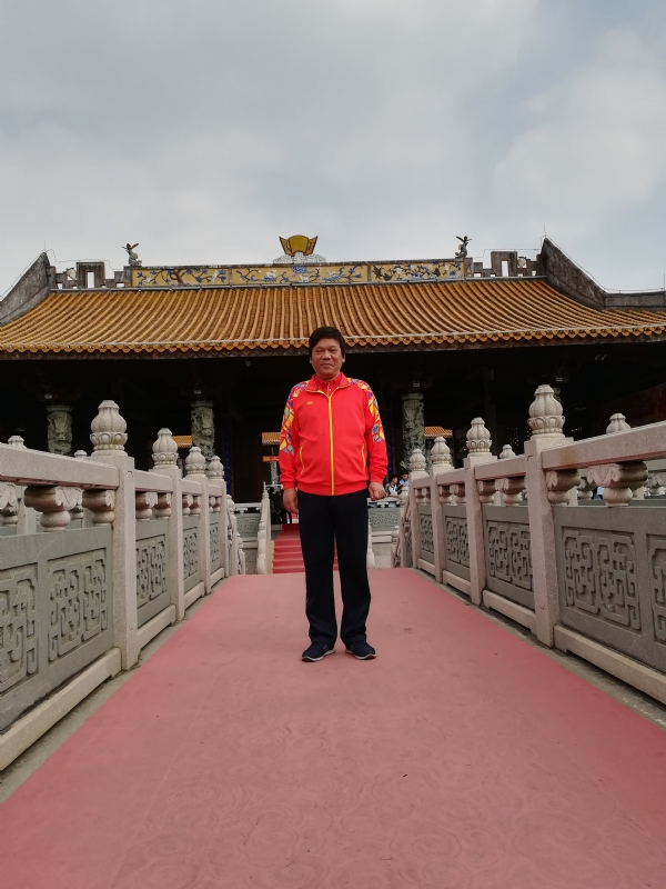 红尘老生的第一张照片--太原相亲服务中心