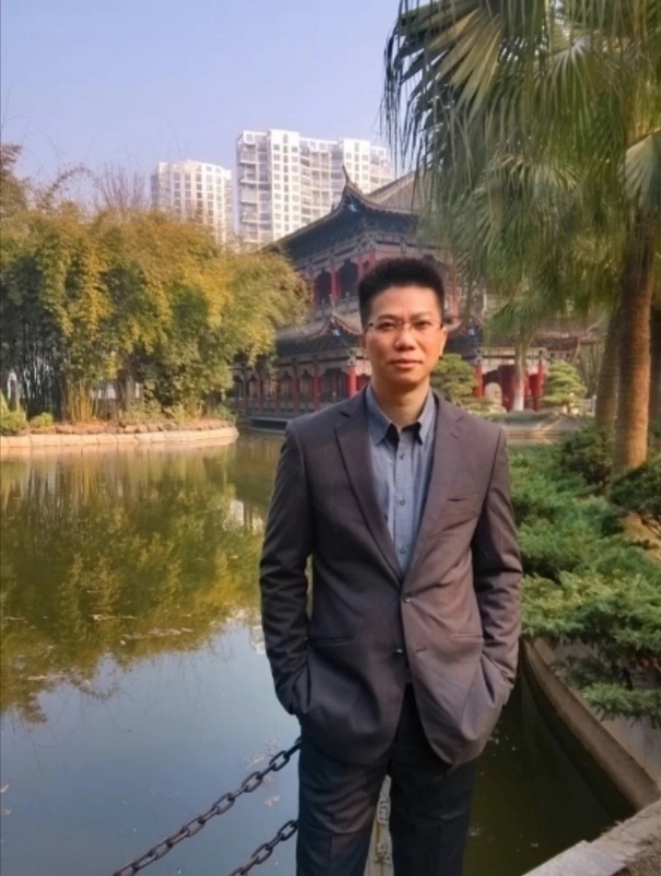 chen的第二张照片--太原相亲服务中心