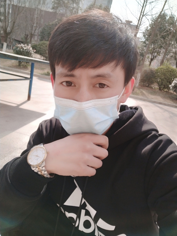 简单的幸福的第一张照片--太原相亲服务中心