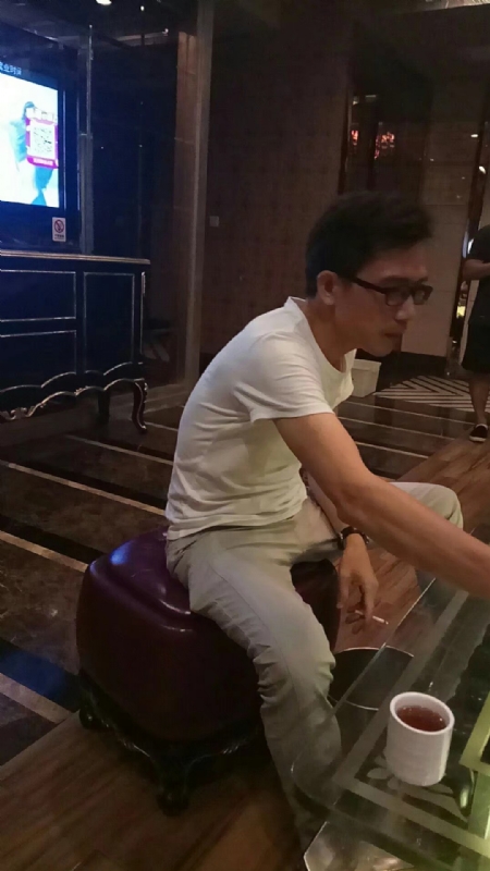 期待缘分的第一张照片--太原相亲服务中心