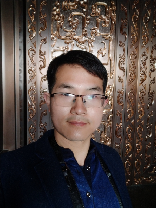 鹏鸟的第一张照片--太原相亲服务中心