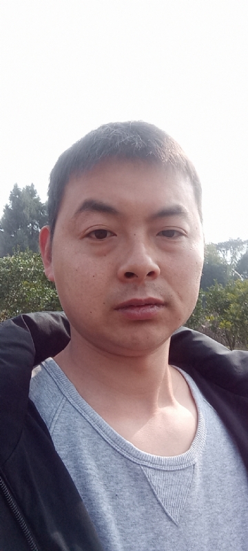 亲亲抱抱我爱你的第一张照片--太原相亲服务中心