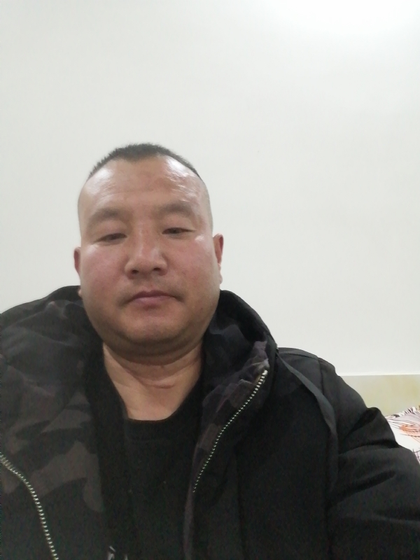 肖小江的第一张照片--太原相亲服务中心