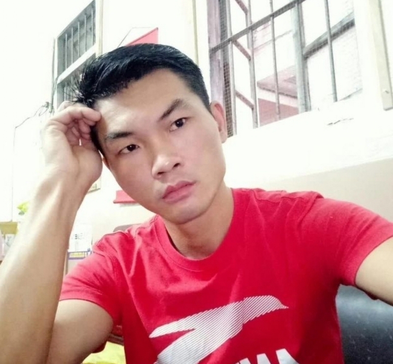 英俊的台灯的第一张照片--太原相亲服务中心