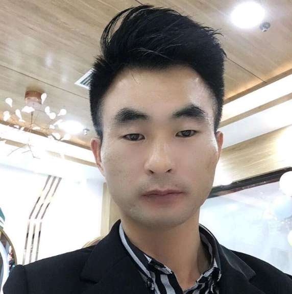 情系半生的第一张照片--太原相亲服务中心