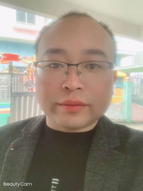 海阔凭鱼跃的第一张照片--太原相亲服务中心