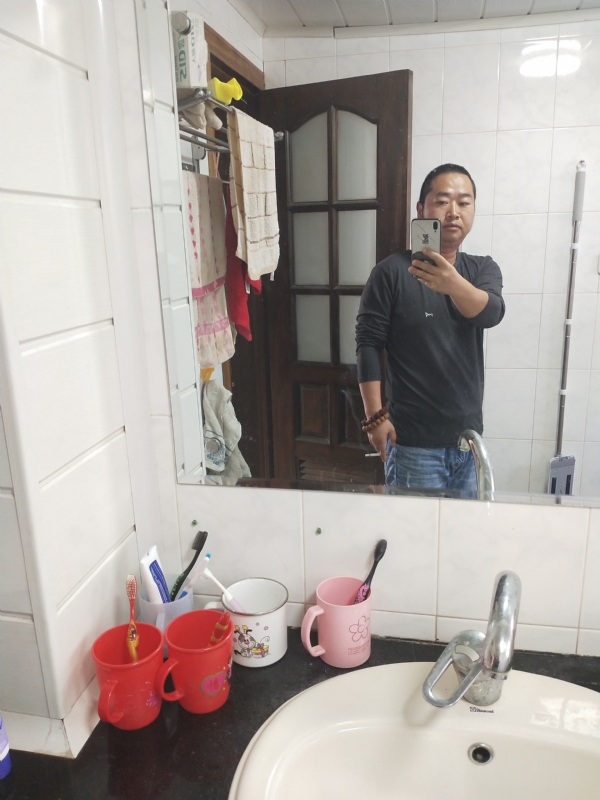 半世人间的第二张照片--太原相亲服务中心
