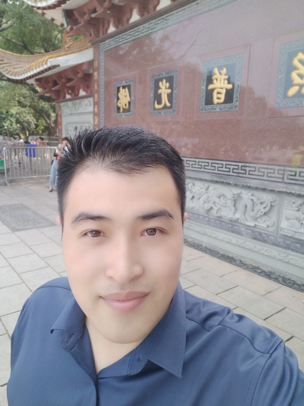 天涯漂泊客的第二张照片--太原相亲服务中心