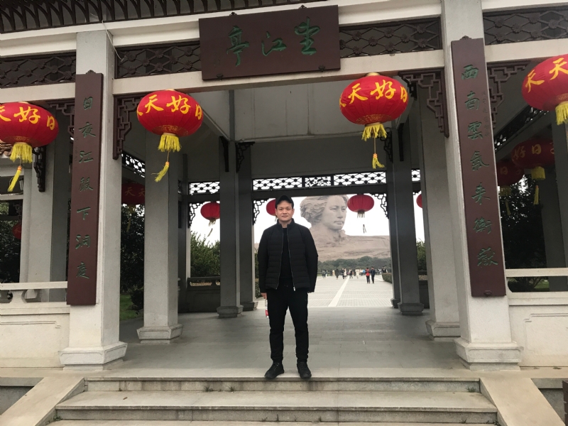 风继续吹的第一张照片--太原相亲服务中心