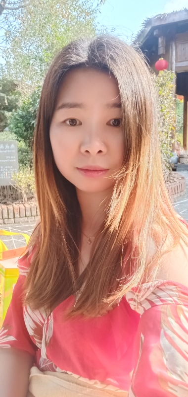 赫赫的第一张照片--太原相亲服务中心
