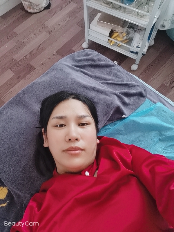 枫叶的第一张照片--太原相亲服务中心