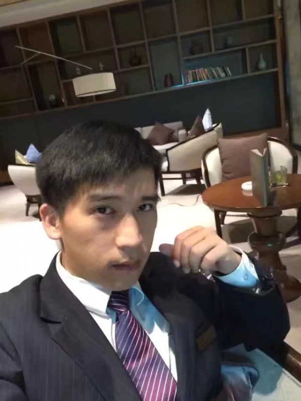 一条孤独的鱼的第二张照片--太原相亲服务中心