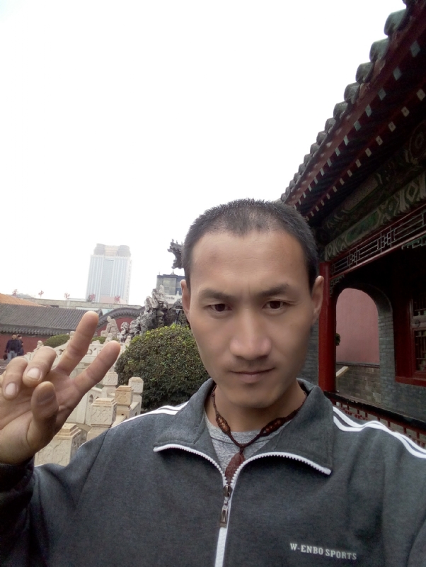 清雨的第一张照片--太原相亲服务中心