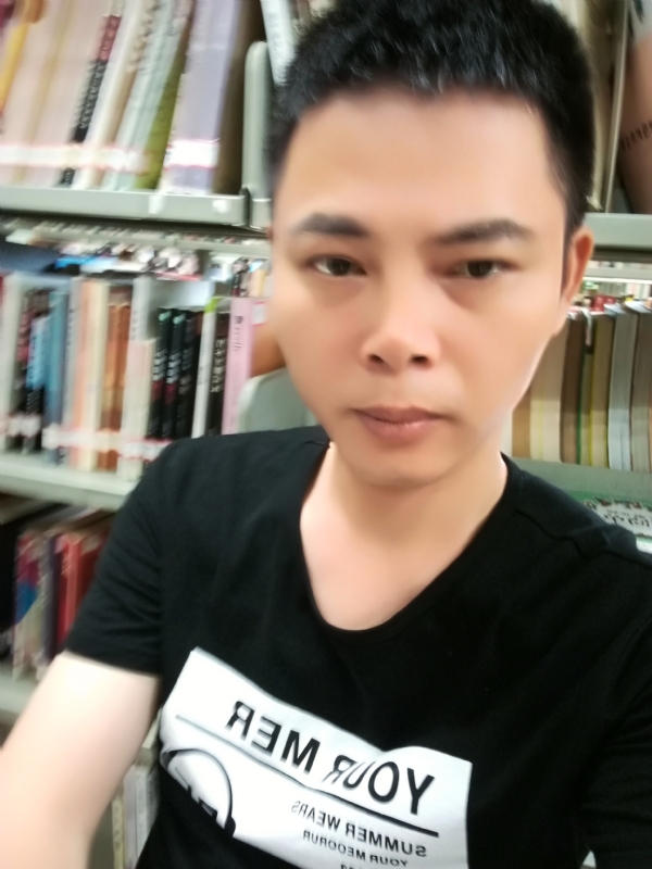 青青子衿的第一张照片--太原相亲服务中心