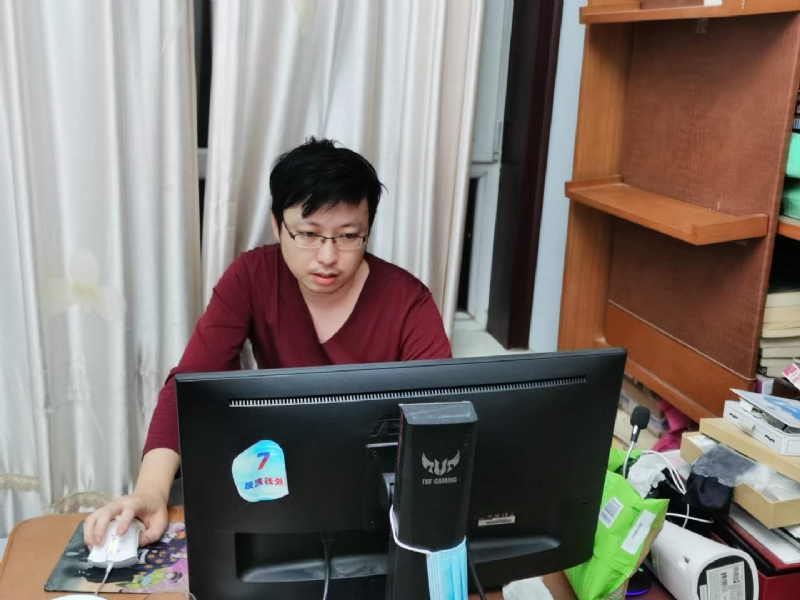 津彩的第一张照片--太原相亲服务中心