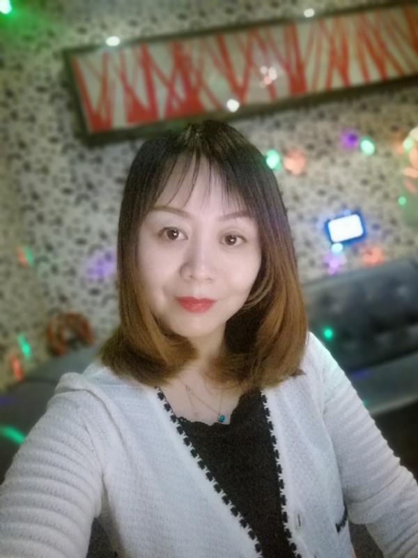 心如止水的第一张照片--太原相亲服务中心