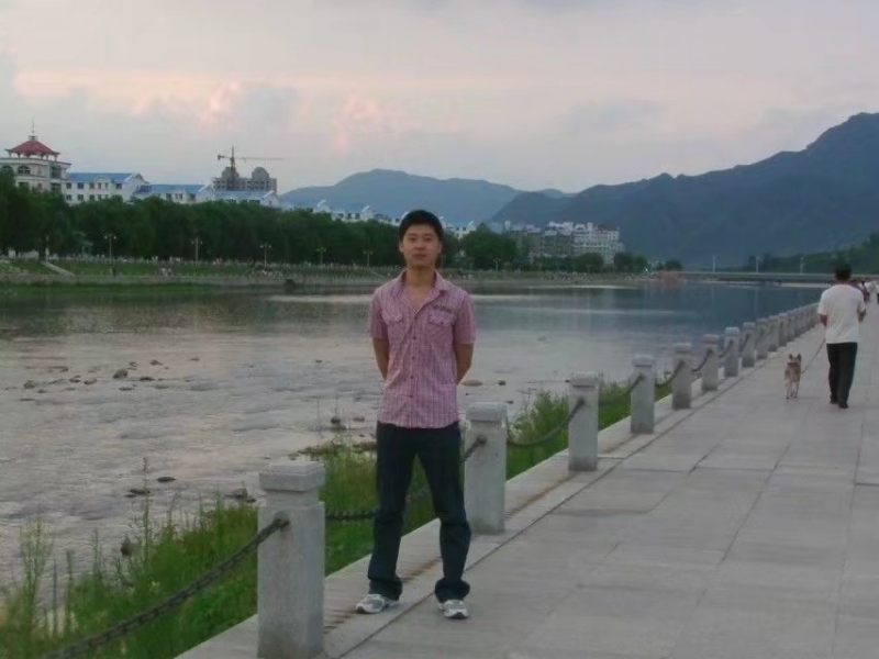 王王的第一张照片--太原相亲服务中心