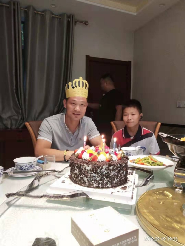 孤独的狼的第一张照片--太原相亲服务中心