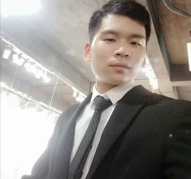 凌晨三点三分的第一张照片--太原相亲服务中心